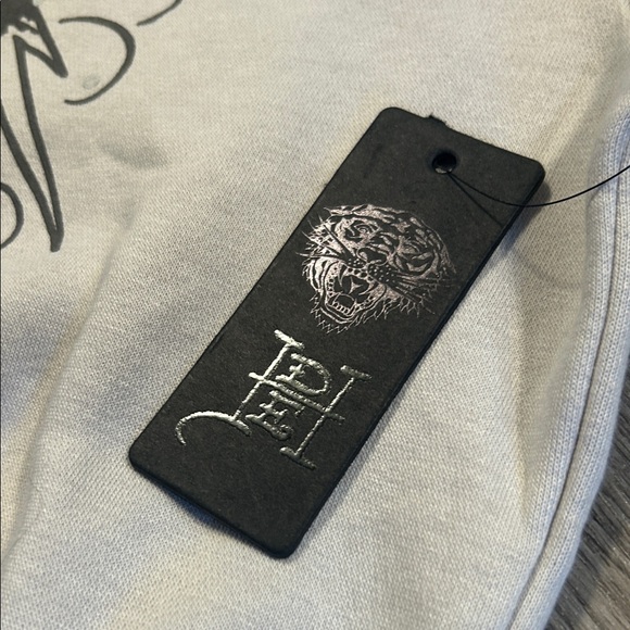 Ed Hardy Light Gray Tattoo Graphic Sweatshirt - Picture 4 of 9